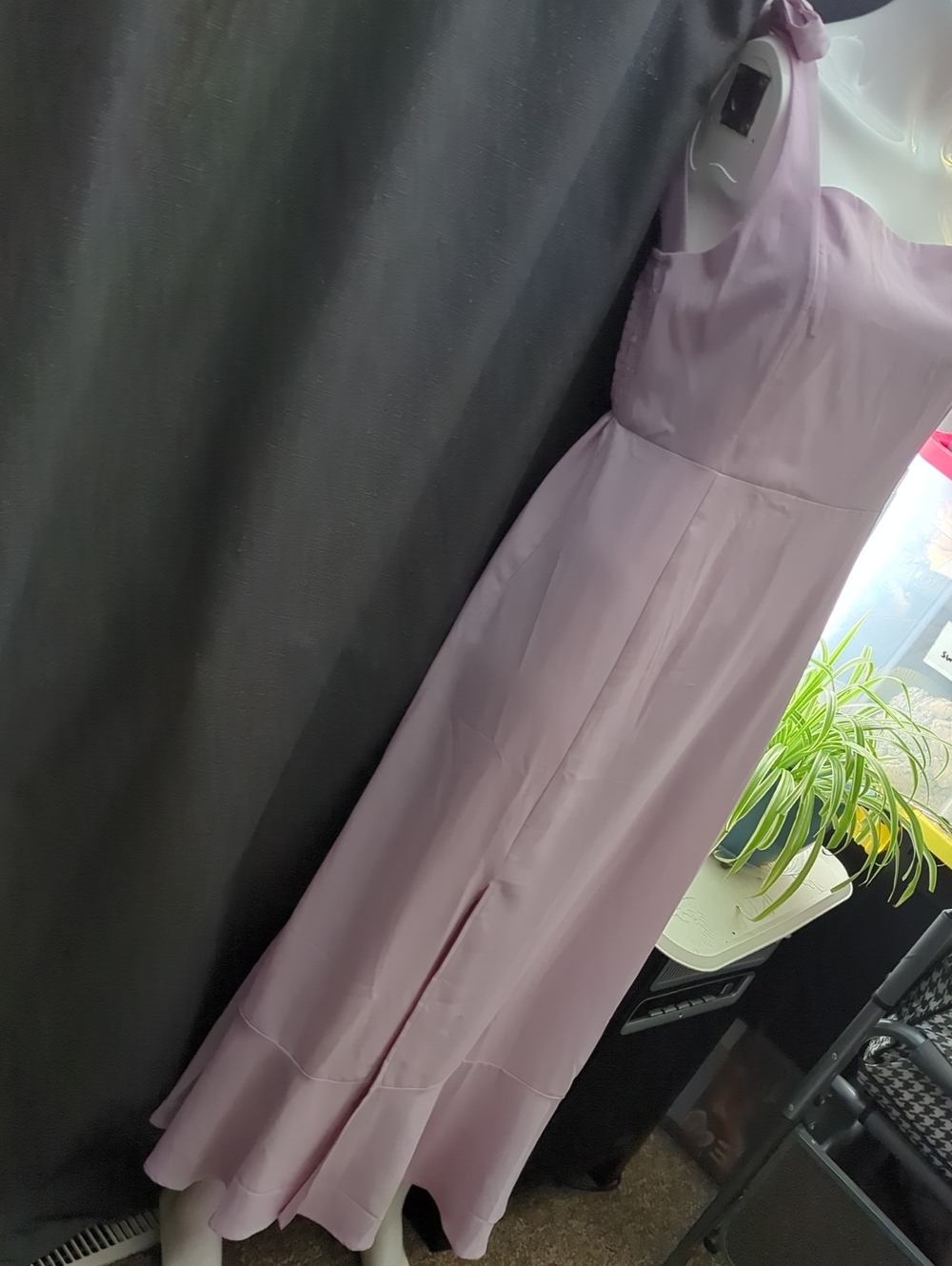 Dress - Picture 4 of 16